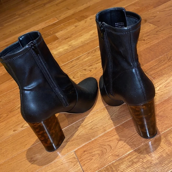 Aldo matte Black Round toe leopard print platform ankle boots - Picture 3 of 17